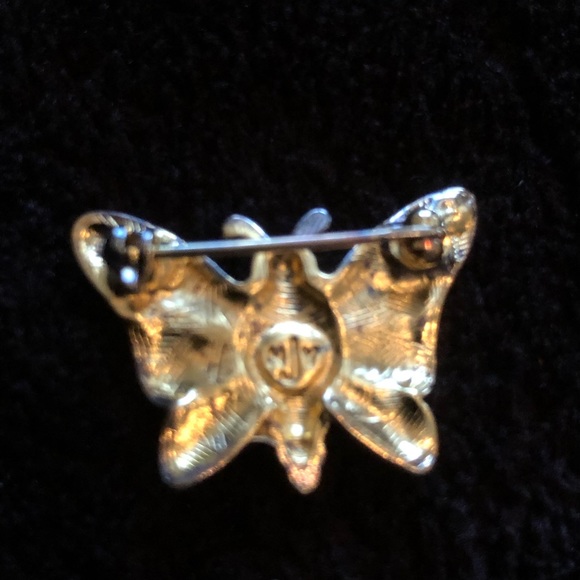 Two Vintage NJY Goldtone Brooches, GUC. Winged Angel & Butterfly With Faux Pearl - Picture 9 of 16